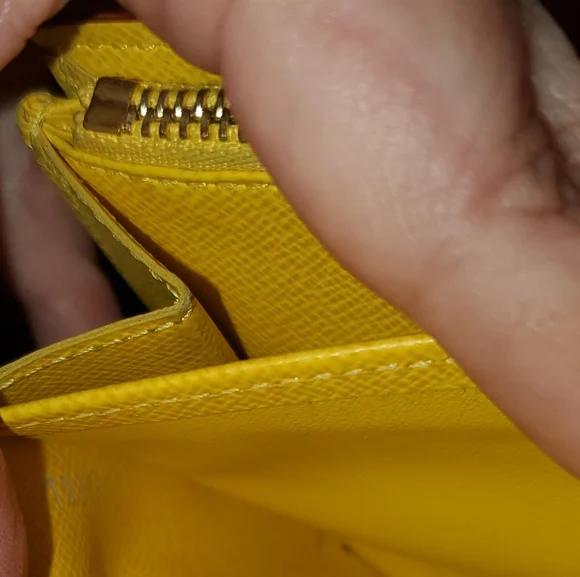 Louis Vuitton White Multicolor Murakami Continental Long Wallet Yellow Interior - Picture 16 of 16